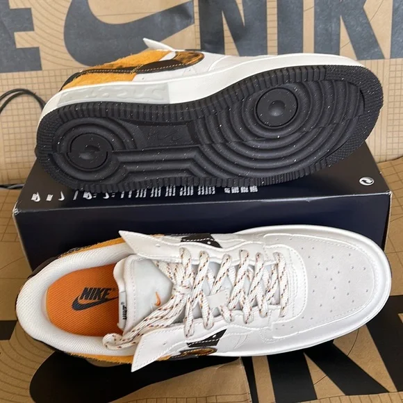 Nike Air Force 1 FONTANKA WMNS Phantom/Light Curry - Picture 4 of 16